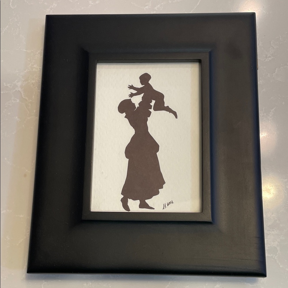 Black Hand Cut Schereschnitte Silhouette Art in Frame